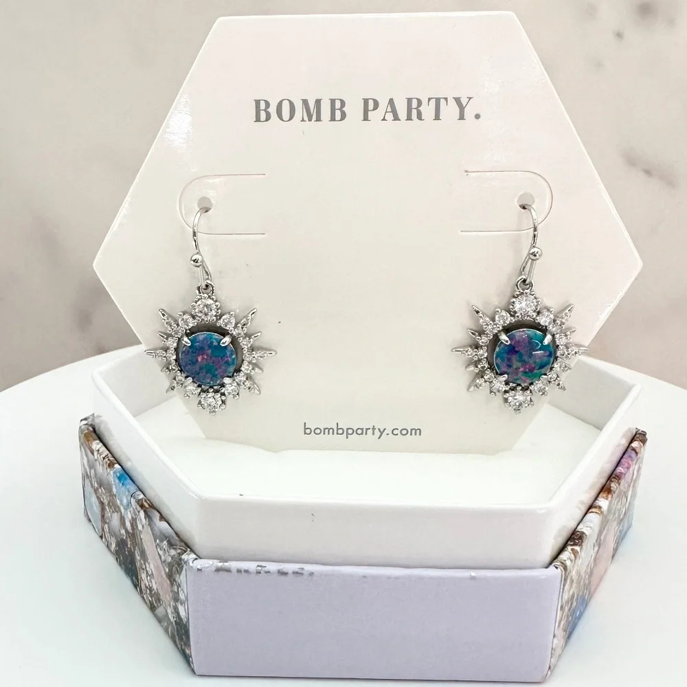 Bomb Party October Sunburst Wonder Emerald Fire Opal Earrings RBP4149 NWT